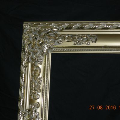 Exklusivs frames for pictures and mirrors